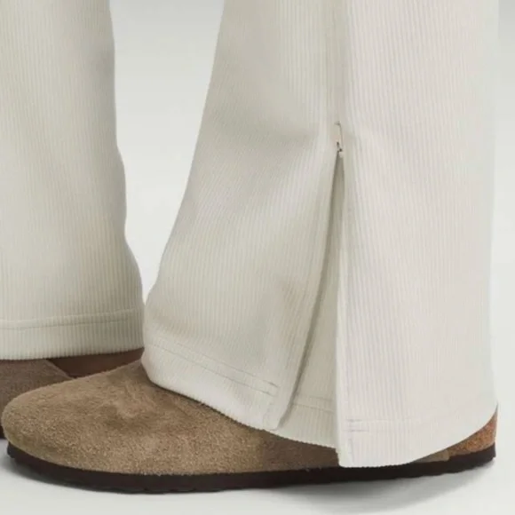 Lululemon Brushed Softstreme Ribbed Zip Flared Pant 32.5” – Bone | Size 6 | NWT - Picture 11 of 11